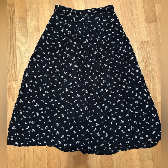 ⚡️Sezane Alicia Skirt in Biocolore - Picture 7 of 7